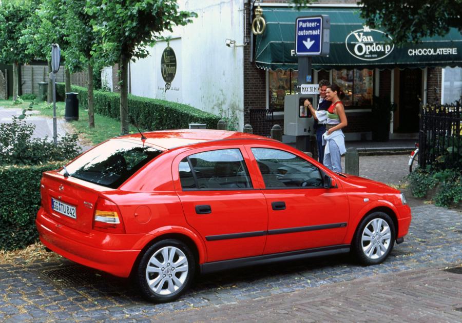  Opel Astra DTI 16V (G) 1999 года  (фото 10 из 13)